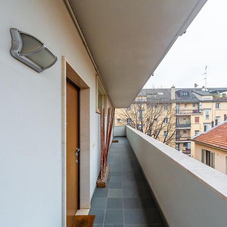 Cozy Apt - Corso Vercelli & Conciliazione M1 Милано Екстериор снимка
